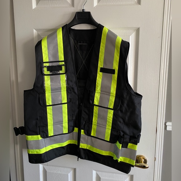 Supervisor Safety Vest - Picture 2 of 6